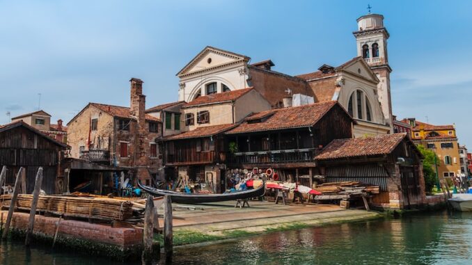 uploaded-image-gelibolu-ve-yerel-tatlilar-1697208457719